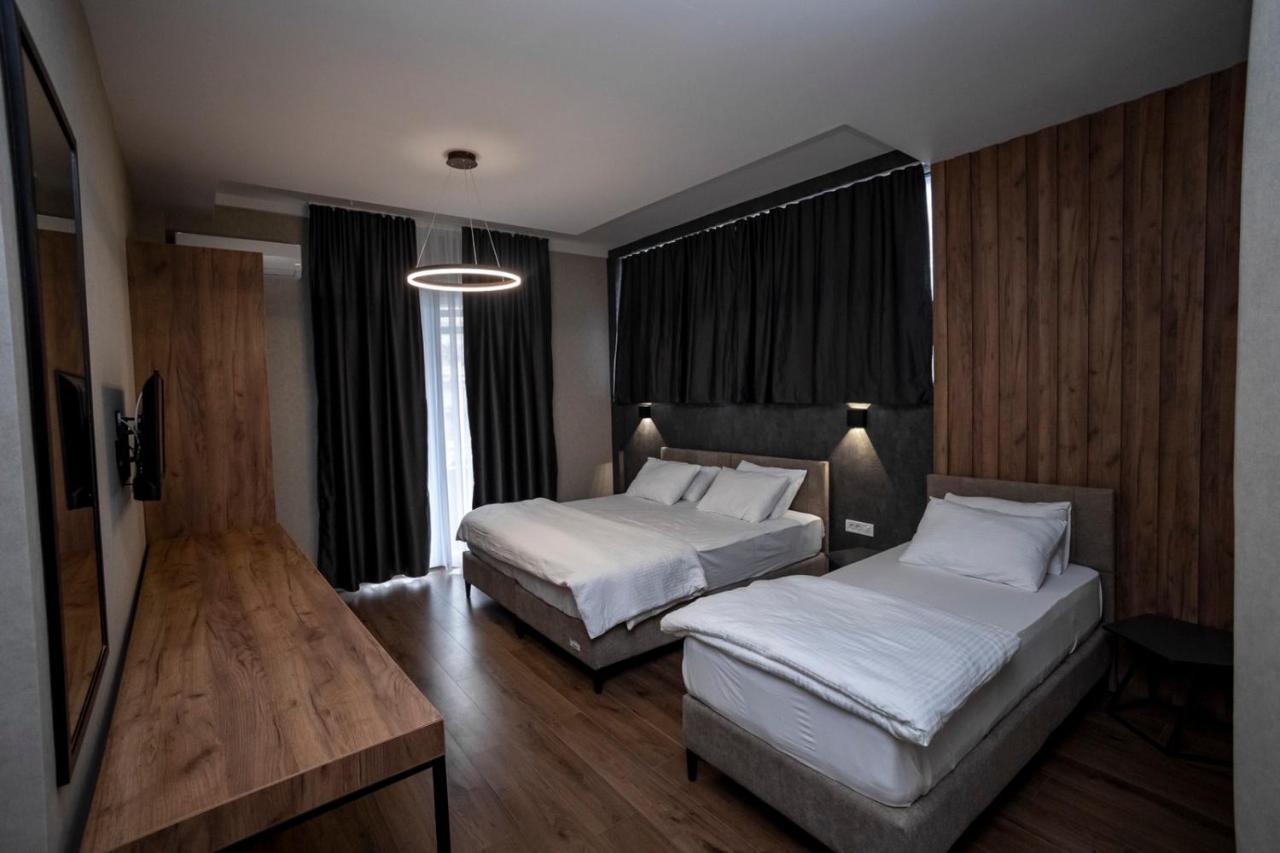 Griffon Bar Food Apartments Струга Екстер'єр фото