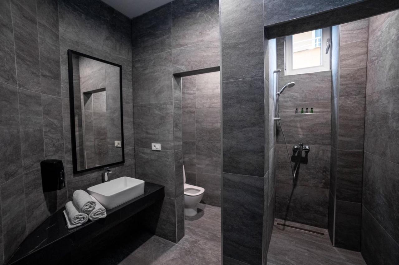 Griffon Bar Food Apartments Струга Екстер'єр фото
